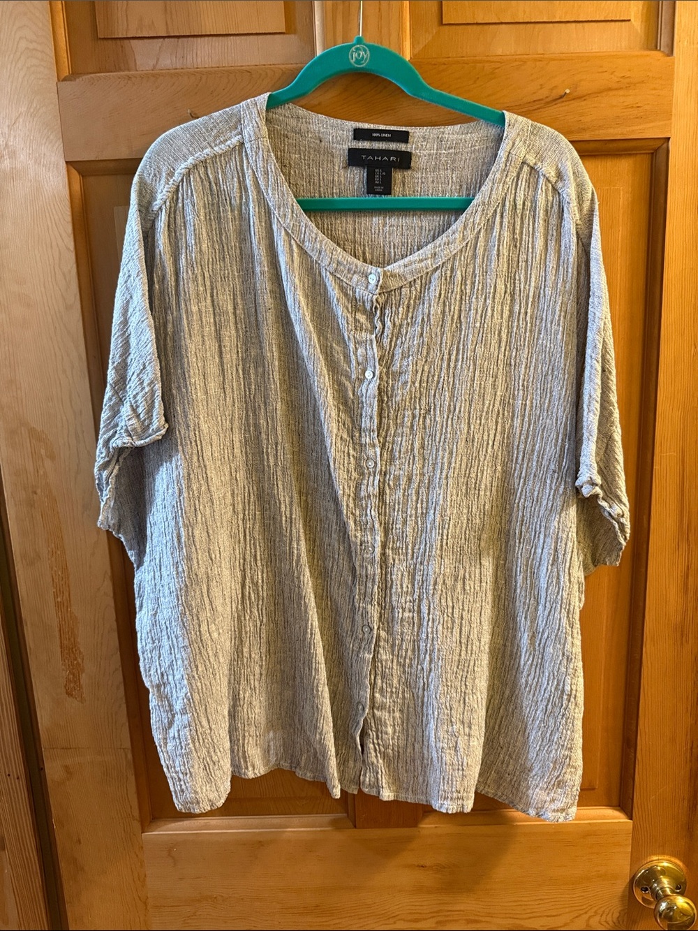 Tahari Heather Gray Textured Linen Button-Front Blouse